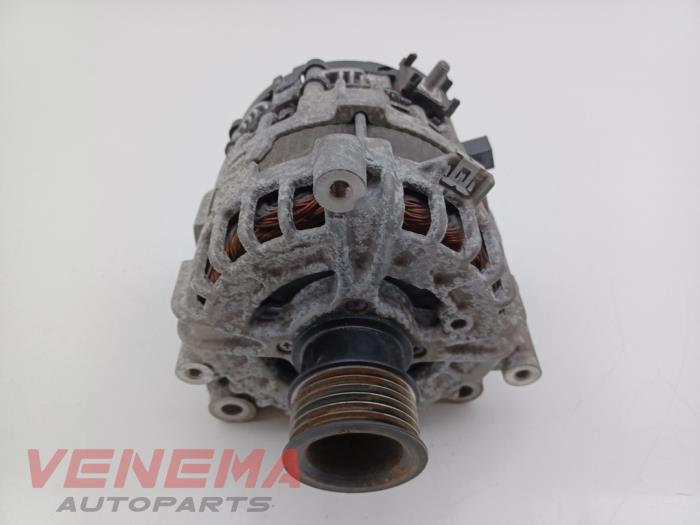 Gebruikte Dynamo BMW 5 serie (G30) 540d xDrive 3.0 TwinPower Turbo 24V Prijs € 124,99 Margeregeling aangeboden door Venema Autoparts