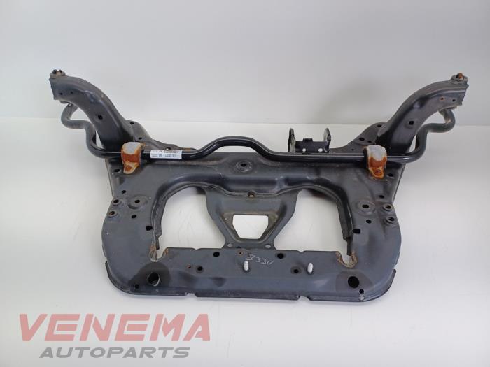 Gebruikte Subframe Mercedes A Limousine (177.1) 2.0 A-250 Turbo 16V Mild Hybrid 4Matic Prijs € 399,99 Margeregeling aangeboden door Venema Autoparts