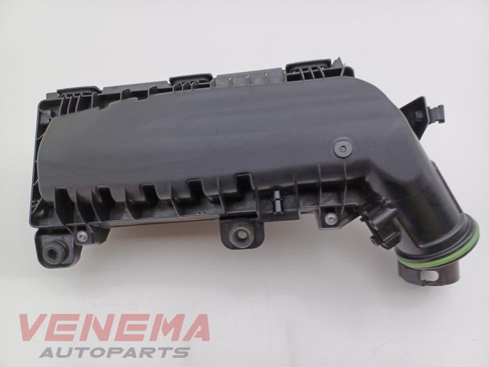 Gebruikte Luchtfilterhuis Citroen C5 Aircross I (A4/AC/AJ/AR) 1.2 PureTech Hybrid 136 Prijs € 39,99 Margeregeling aangeboden door Venema Autoparts