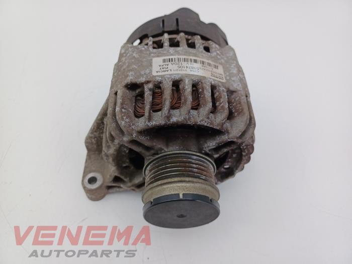 Gebruikte Alternator Fiat Panda (312) 0.9 TwinAir Turbo 85 Prijs € 14,99 Margeregeling aangeboden door Venema Autoparts