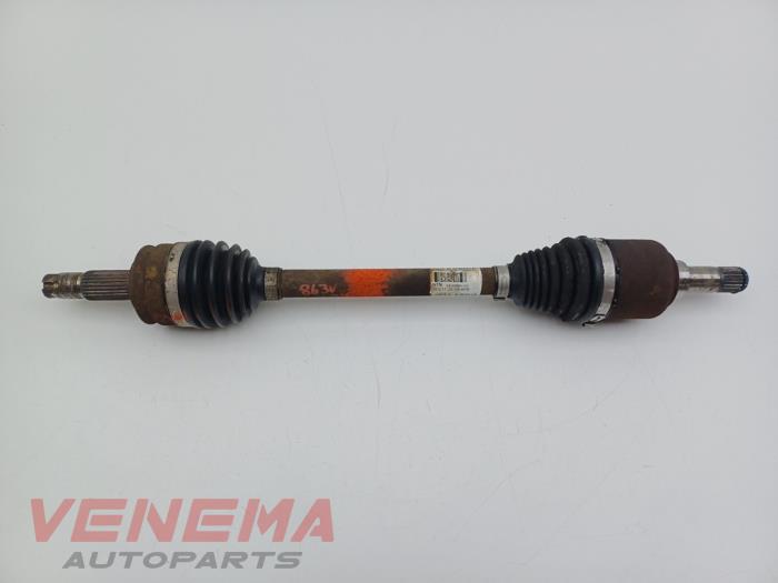 Gebruikte Aandrijfas links-voor Fiat Panda (312) 0.9 TwinAir Turbo 85 Prijs € 49,99 Margeregeling aangeboden door Venema Autoparts