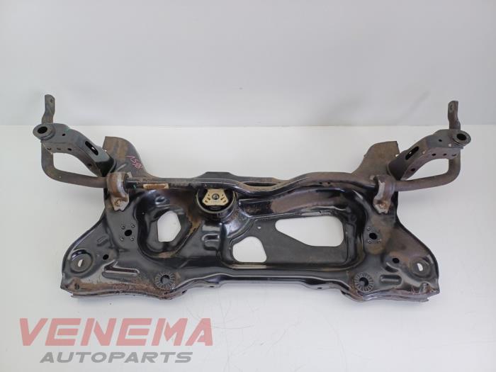 Gebruikte Subframe Volkswagen T-Roc I 2.0 TSI 16V 4Motion Prijs € 39,99 Margeregeling aangeboden door Venema Autoparts