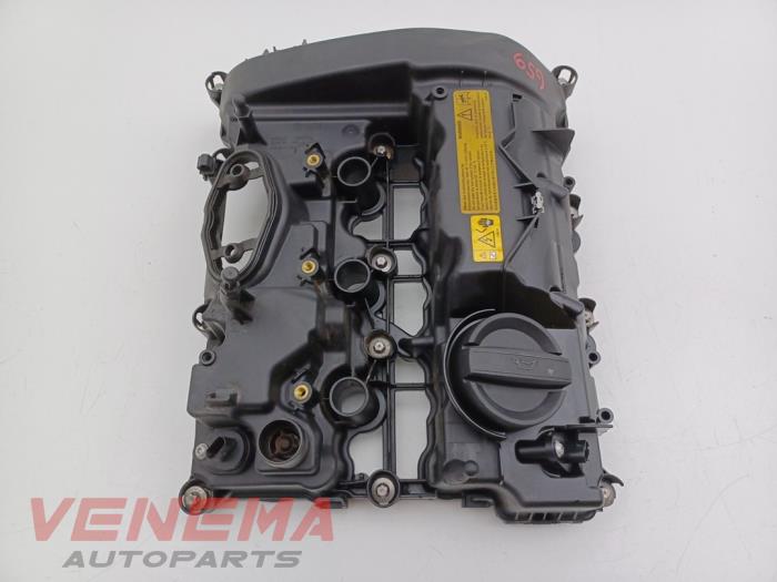 Gebruikte Kleppendeksel BMW 2 serie (F23) 218i 1.5 TwinPower Turbo 12V Prijs € 49,99 Margeregeling aangeboden door Venema Autoparts