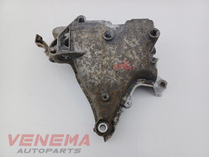 Gebruikte Motorrubber Audi A3 Sportback (8VA/8VF) 1.5 35 TFSI 16V Prijs € 9,99 Margeregeling aangeboden door Venema Autoparts