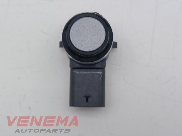 Gebruikte PDC Sensor BMW 1 serie (F70) 120 1.5 TwinPower Turbo 12V Prijs € 59,99 Margeregeling aangeboden door Venema Autoparts