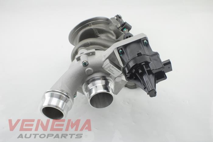 Nieuwe G-lader BMW 1 serie (F40) Prijs € 846,99 Inclusief btw aangeboden door Venema Autoparts