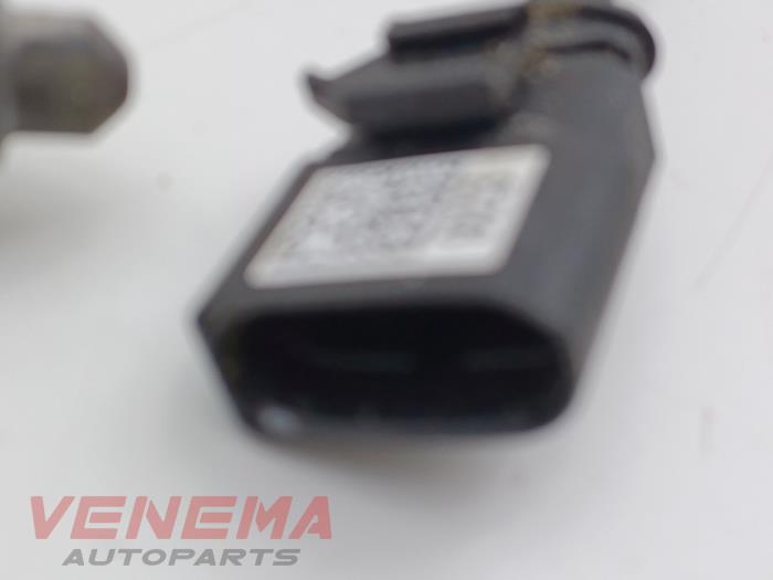 Lambda Sonde van een Audi Q3 (F3B) 1.4 45 TFSI e 16V 2023
