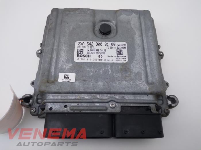 Gebruikte Computer Motormanagement Mercedes GLK (204.7/9) 3.0 320 CDI 24V 4-Matic Prijs € 299,99 Margeregeling aangeboden door Venema Autoparts