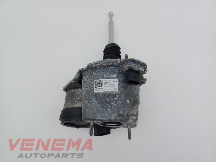 Gebruikte Rembol Audi Q3 (F3B) 1.4 45 TFSI e 16V Prijs € 532,39 Inclusief btw aangeboden door Venema Autoparts