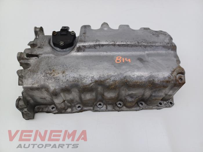 Gebruikte Carterpan Skoda Octavia Combi (5EAC) 2.0 TDI RS 16V Prijs € 39,99 Margeregeling aangeboden door Venema Autoparts