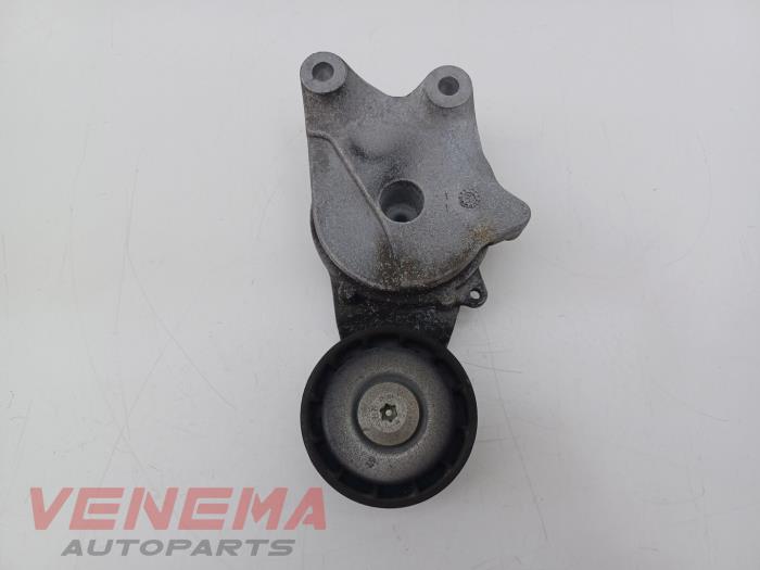 Gebruikte Spanrol Multiriem Ford Focus 4 Wagon 1.5 EcoBlue 120 Prijs € 22,99 Margeregeling aangeboden door Venema Autoparts