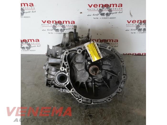 Gebruikte Versnellingsbak Renault Megane II Grandtour (KM) 1.9 dCi 120 Prijs € 149,00 Margeregeling aangeboden door Venema Autoparts
