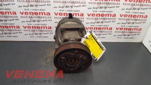 Gebruikte Aircopomp Renault Laguna II (BG) 1.6 16V Prijs € 34,99 Margeregeling aangeboden door Venema Autoparts