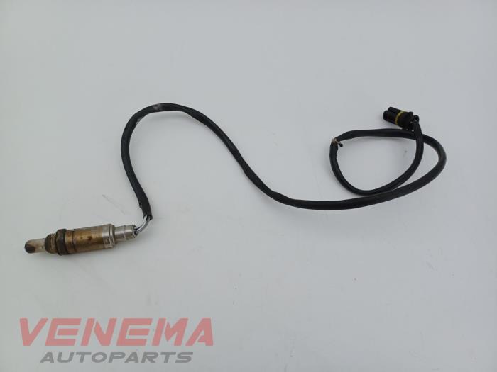 Gebruikte Lambda Sonde Mercedes CLK (C208) 2.3 230K 16V Prijs € 35,00 Margeregeling aangeboden door Venema Autoparts
