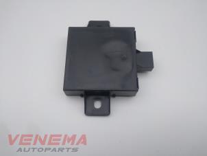 Gebruikte Alarm module Volkswagen Eos (1F7/F8) 2.0 TDI DPF Prijs € 9,99 Margeregeling aangeboden door Venema Autoparts