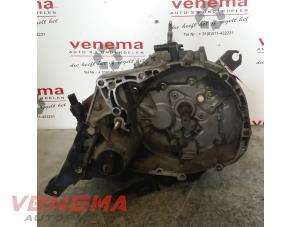 Gebruikte Versnellingsbak Renault Kangoo Express (FC) 1.9 D 55 Prijs € 99,00 Margeregeling aangeboden door Venema Autoparts
