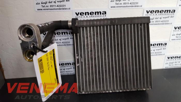 Gebruikte Airco Koeler Ford Focus 2 1.6 16V Prijs € 99,99 Margeregeling aangeboden door Venema Autoparts
