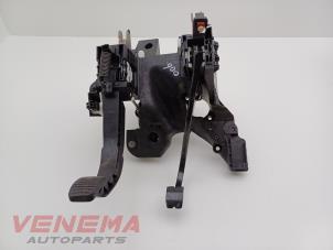 Gebruikte Pedalen Set Opel Meriva Mk.II 1.4 Turbo 16V ecoFLEX Prijs € 74,99 Margeregeling aangeboden door Venema Autoparts