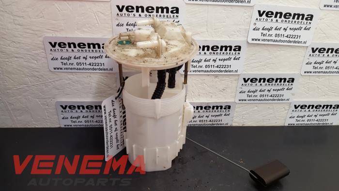 Gebruikte Brandstofpomp Elektrisch Renault Megane II (BM/CM) 1.5 dCi 80 Prijs € 9,99 Margeregeling aangeboden door Venema Autoparts