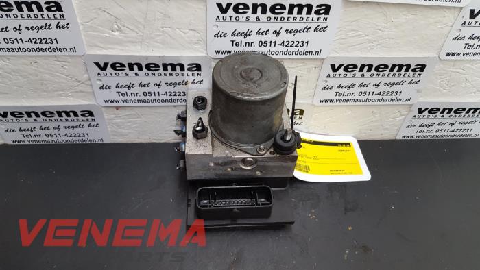 Gebruikte ABS Pomp Audi A4 Avant (B7) 2.0 TDI Prijs € 44,99 Margeregeling aangeboden door Venema Autoparts