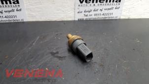 Gebruikte Temperatuursensor Motor Volkswagen Caddy III (2KA,2KH,2CA,2CH) 1.9 TDI Prijs € 8,00 Margeregeling aangeboden door Venema Autoparts