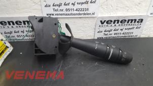 Gebruikte Ruitenwis Schakelaar Renault Megane Break/Grandtour (KA) 1.9 dCi Prijs € 14,00 Margeregeling aangeboden door Venema Autoparts