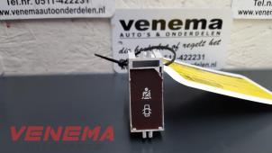 Gebruikte Controlelampjes module Renault Megane Scénic (JA) 1.6 RT Prijs € 5,00 Margeregeling aangeboden door Venema Autoparts