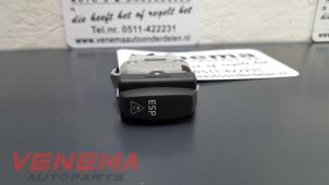 Gebruikte ESP Schakelaar Renault Espace (JK) Prijs op aanvraag aangeboden door Venema Autoparts