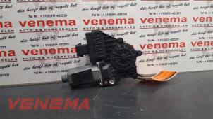 Gebruikte Raammotor Portier Opel Zafira (M75) 1.7 CDTi 16V Prijs € 40,00 Margeregeling aangeboden door Venema Autoparts