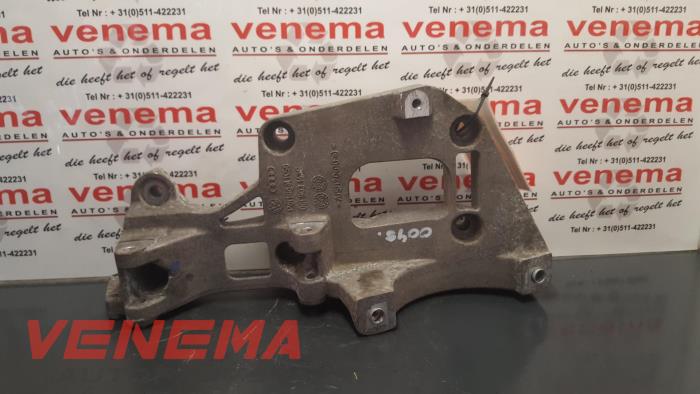 Gebruikte Dynamosteun boven Volkswagen Eos (1F7/F8) 2.0 FSI 16V Prijs € 24,99 Margeregeling aangeboden door Venema Autoparts