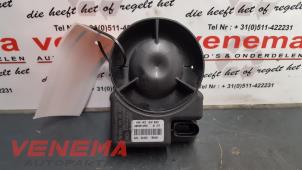 Gebruikte Alarm sirene Volkswagen Eos (1F7/F8) 2.0 FSI 16V Prijs op aanvraag aangeboden door Venema Autoparts