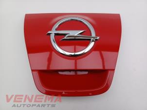 Gebruikte Handgreep Achterklep Opel Astra J (PC6/PD6/PE6/PF6) 1.6 16V Prijs € 24,99 Margeregeling aangeboden door Venema Autoparts