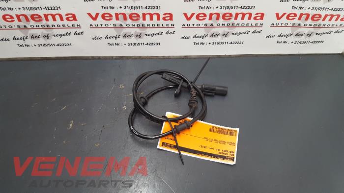 Gebruikte ABS Sensor Mercedes CLA Shooting Brake (117.9) 1.6 CLA-200 16V Prijs € 29,99 Margeregeling aangeboden door Venema Autoparts