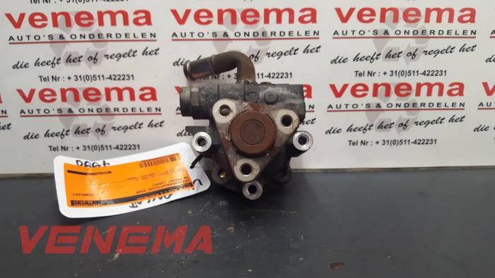 Gebruikte Servopomp Volkswagen Passat Variant (3B5) 1.9 TDI 110 Prijs € 40,00 Margeregeling aangeboden door Venema Autoparts