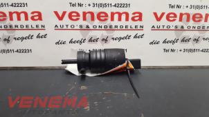 Gebruikte Ruitensproeierpomp voor BMW X3 (E83) 3.0d 24V Prijs € 24,99 Margeregeling aangeboden door Venema Autoparts