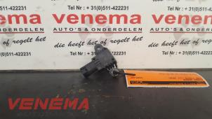 Gebruikte Airbag Sensor Ford Fiesta 6 (JA8) 1.5 TDCi Van Prijs € 9,99 Margeregeling aangeboden door Venema Autoparts