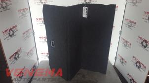 Gebruikte Vloerplaat bagageruimte Skoda Octavia (1Z3) 2.0 RS TDI 16V Prijs € 50,00 Margeregeling aangeboden door Venema Autoparts