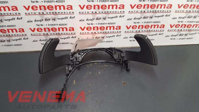 Gebruikte Schakelflipper set Citroen C3 (SC) 1.2 12V Vti Prijs € 35,00 Margeregeling aangeboden door Venema Autoparts
