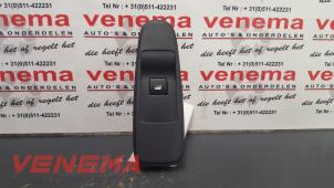 Gebruikte Elektrisch Raam Schakelaar Citroen C4 Grand Picasso (UA) 1.6 HDiF 16V 110 Prijs € 15,00 Margeregeling aangeboden door Venema Autoparts