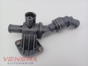 Gebruikte Thermostaathuis Volkswagen Eos (1F7/F8) 2.0 FSI 16V Prijs € 24,99 Margeregeling aangeboden door Venema Autoparts