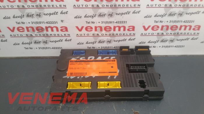 Gebruikte Computer Body Control Renault Espace (JE) 2.0i 16V Prijs € 139,99 Margeregeling aangeboden door Venema Autoparts
