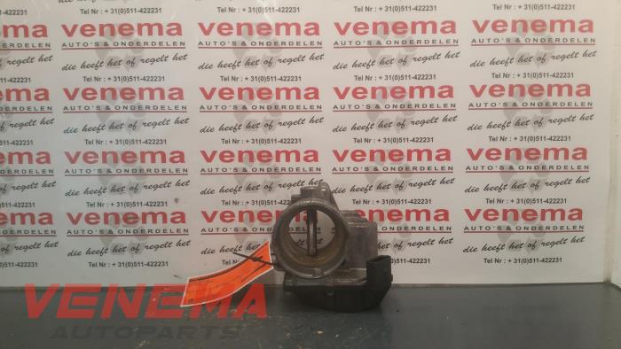 Gebruikte Gasklephuis Volkswagen Golf V (1K1) 1.9 TDI Prijs € 29,99 Margeregeling aangeboden door Venema Autoparts