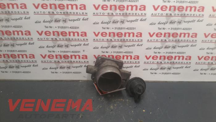Gebruikte Gasklephuis Volkswagen Caddy II (9K9A) 1.9 SDI Prijs € 29,99 Margeregeling aangeboden door Venema Autoparts