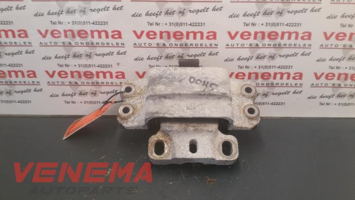 Gebruikte Motorsteun Volkswagen Eos (1F7/F8) 2.0 FSI 16V Prijs € 39,99 Margeregeling aangeboden door Venema Autoparts