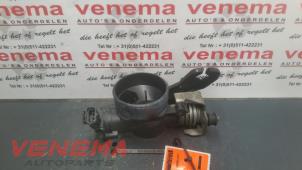 Gebruikte Gasklephuis Ford Focus 1 Wagon 1.4 16V Prijs € 29,99 Margeregeling aangeboden door Venema Autoparts