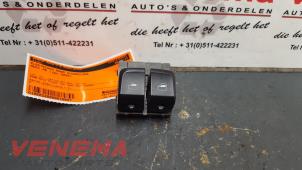 Gebruikte Elektrisch Raam Schakelaar Audi A5 (8T3) 2.7 TDI V6 24V Prijs € 9,99 Margeregeling aangeboden door Venema Autoparts
