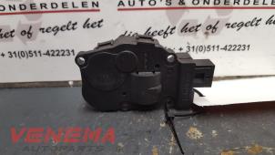 Gebruikte Kachelklep Motor BMW 3 serie Touring (E91) 318d 16V Prijs € 9,99 Margeregeling aangeboden door Venema Autoparts