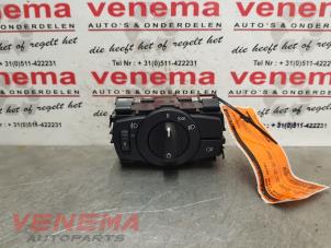 Gebruikte Licht Schakelaar BMW 1 serie (E81) 116i 2.0 16V Prijs € 29,95 Margeregeling aangeboden door Venema Autoparts