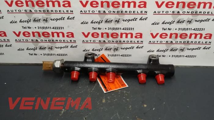 Gebruikte Verstuiver brug Ford Fiesta 6 (JA8) 1.5 TDCi Van Prijs € 125,00 Margeregeling aangeboden door Venema Autoparts