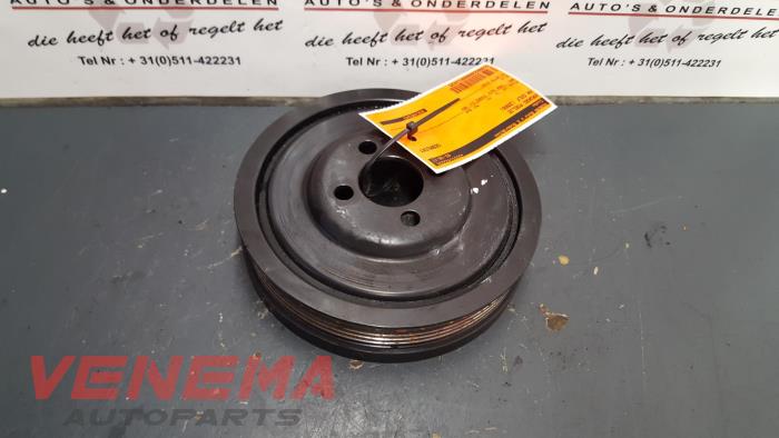 Gebruikte Poelie Krukas Volkswagen Golf V (1K1) 2.0 TDI 16V Prijs € 9,99 Margeregeling aangeboden door Venema Autoparts